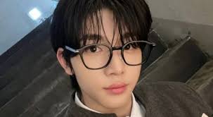 IDID: PARK JUN HWAN leaves the group… Regretfully, for his well-being