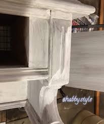 Kiefer schrank küche neu gestalten holzmöbel neu streichen kiefer möbel wohnzimmerschränke kommode neu gestalten möbel weiß weitere ideen zu schränke streichen moebel streichen möbel restaurieren. Isoliergrund Oder Sperrgrund Schutzt Vor Verfarbungen