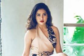 Aladdin 2019 Hindi Cast Charguigou Below you will find the easy download link. aladdin 2019 hindi cast charguigou