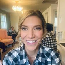 Erin Seidel's Instagram, Twitter & Facebook