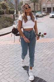Calças Jeans Que Estão Na Moda 2020 Como Inovar No Look Com Calca Jeans Em 2020 Looks Looks Vintage Femininos E Looks Casuais