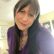 Will mice kill two week old chicks in a pool brooder?