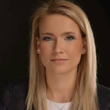 Již několik měsíců nám v Kooperativě dělá radost "baby office",  multifunkční prostor kombinující kancelář a dětský koutek.