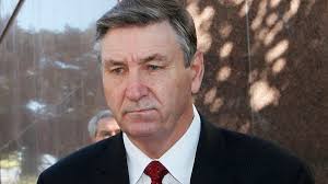 Britney Spears' aunt slams singer's dad Jamie over conservatorship:  'Barbaric'