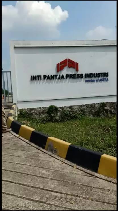 Logo PT Inti Pantja Press Industri