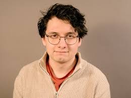 Emily Bitar's Instagram, Twitter & Facebook