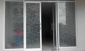 Mengerjakan berbagai macam model/desain kusen pintu jendela kayu minimalis, klasik dan modern untuk rumah, kantor, apartemen, hotel, cafe, ruko, workshop, studio dan lainnya mulai dari bahan kayu jati, kayu ulin, kayu merbau, kayu bangkirai, kayu kamper. Jual Stiker Kaca Motif Minimalis Stiker Kaca Jendela Stiker Kaca Jendela Rumah Minimalis 1000x600 Wallpaper Teahub Io