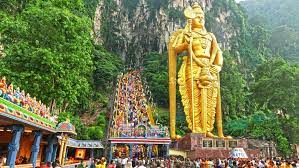 Batu caves is a limestone hill that has a series of caves and cave temples in gombak, selangor, malaysia. Batu Caves Malaysia Info Timings Photos History