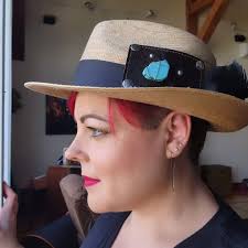 Exclusive Interview With Bea of Bea's Knees Waxing