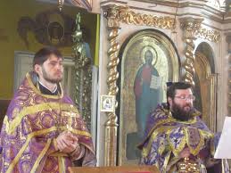 Că iată a venit prin cruce bucurie la toată lumea. Crucii Tale Ne InchinÄƒm StÄƒpane Si SfantÄƒ Invierea Ta O LÄƒudÄƒm Si O MÄƒrim Preot Octavian MoÈ™inpreot Octavian MoÈ™in