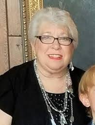 Peggy Katz's Instagram, Twitter & Facebook