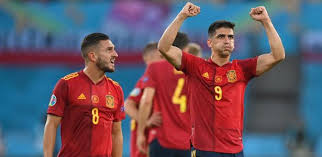 A campeão mundial frança enfrenta a suíça e a 'vice' croácia mede forças com a espanha, nos a espanha soma três títulos europeus, em 1964, 2008 e 2012, enquanto a croácia tem como melhor. Edvjeqho Env7m