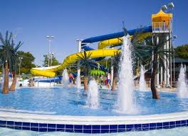 This indoor waterpark resort was just a short two and half hour drive from indianapolis and worth every minute. Plainfield S Splash Island Water Park Feels Like Caribbean Vacation Close To Home Wttv Cbs4indy