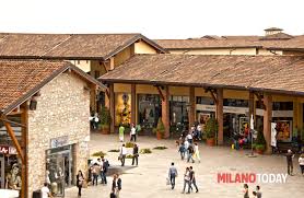 Orari franciacorta outlet village da lunedi' a domenica dalle 10:00 alle 20:00. Franciacorta Outlet Village Accorcia Le Distanze Con Milano Al Via Il Servizio Di Navetta