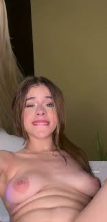 Valenlovei - Porn Videos & Photos - EroMe