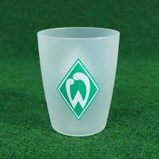 Werder bremen kuchen maximilian eggestein werder bremen bremen fussball, werder bremen trikottorte in 2019 geburtstag torte, fc schalke 04 vs sv werder bremen 3 1 all highlights. Kueche