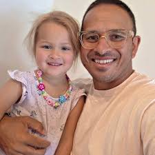 I swear we related 🤣. Love my Blondie. Half 🇵🇰 half 🇦🇺. Full daddy's  girl ❤️