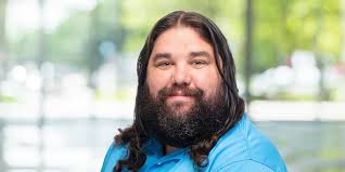 Justin Lindeman's Instagram, Twitter & Facebook