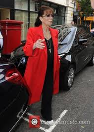 Последние твиты от jackie collins (@jackiejcollins). Latest Jackie Collins News And Archives Contactmusic Com