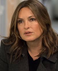 I noted an episode where she writes a script for an sri antidepressant — and clinical psychologists cannot write rxs in new york state. Law Order Svu Season 20 Episode 17 Review Missing Tv Fanatic