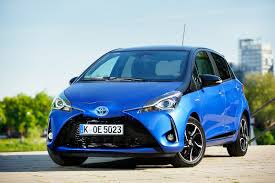 The design of the radiator grille with the front bumper has been updated, instead of parallel inserts the dimensions of the toyota yaris hybrid 2017 are shown in the table. 2017 Toyota Yaris Hybrid Fahrbericht Autophorie De