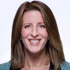 Noura Kattan's Instagram, Twitter & Facebook