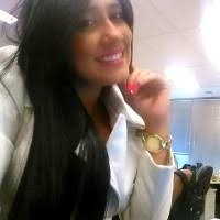 1100+ perfis com “Stefani's”