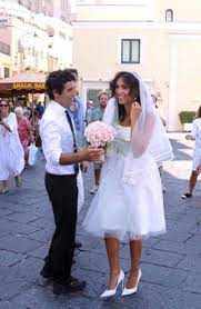 Matrimonio segreto a capri (foto) caterina balivo s'è sposata in gran segreto questa mattina con guido maria brera. Caterina Balivo Ho Comprato Il Mio Abito Da Sposa Su Internet