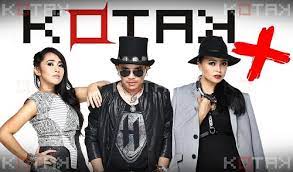 Berikut lirik dan chord lagu phobia dari grup musik kotak dan yopie mata:. Lirik Lagu Kotak Terbang Liriklagu Id