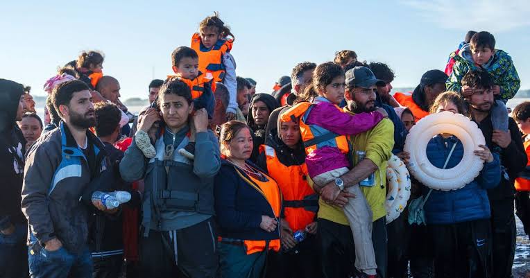Outrage as Labour admits £5bn cost of migrant families moving to UK |  Politics | News | Express.co.uk