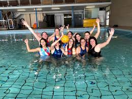Water Polo Feminin Provence Aix Marseille Toulon Home Facebook
