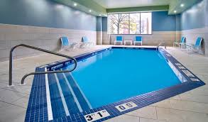 The hotel offers a 24 hour front desk and room service, to make your visit even more pleasant. Holiday Inn Express Windsor Waterfront An Ihg Hotel Windsor Updated 2021 Prices