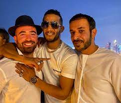 بابا بابا ايه ابني بابا بابا مين يا ابني انا اسد الغابة جمهوري مسيطر وفي ضهري مليون دبابة لوعند بعند انت. Ø¨Ø³Ø¨Ø¨ ØµÙˆØ±ØªÙ‡ Ù…Ø¹ ÙÙ†Ø§Ù† Ø¥Ø³Ø±Ø§Ø¦ÙŠÙ„ÙŠ ØªØ­Ø¯ÙŠØ¯ Ø¬Ù„Ø³Ø© Ù…Ø­Ø§ÙƒÙ…Ø© Ù„Ù„Ù†Ø¬Ù… Ø§Ù„Ù…ØµØ±ÙŠ Ù…Ø­Ù…Ø¯ Ø±Ù…Ø¶Ø§Ù† Ø§Ù„Ø­Ø±Ø©