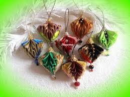 как сделать игрушки на новый год своими руками видео Yolochnye Igrushki Svoimi Rukami Na Novyj God Fonariki Kanzashi Lerita Youtube With Images Fabric Christmas Ornaments