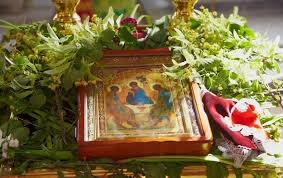 Troica Kak Ukrasit Dom K Prazdniku Ukrashaem Dom Travami Na Troicu Tradicii Ukrasheniya Zhilisha Na Troicu Smak Ua