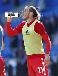 Wales Gareth Bale Warms Up Prior To The Uefa Euro 2020 Qualifying Gareth Bale Soccer Girl Problems Usa Soccer Women