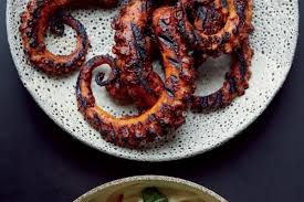 Resep kepiting saus padang a la restoran, satu yang mewah untuk keluarga tercinta. 10 Cara Memasak Gurita Yang Enak Dan Gak Keras