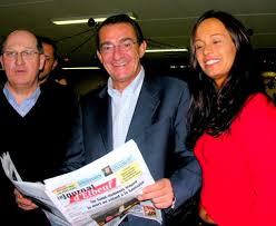 En 1988, le journaliste succédait à yves mourousi à la tête du « 13 heures » de tf1. Il Va Presenter Son Dernier 13 Heures Jean Pierre Pernaut Un Habitue Du Pays D Elbeuf Le Journal D Elbeuf
