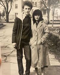 Она родилась в 1957 году в ставрополе. Irina Gorbacheva Obnarodovala Svoi Arhivnye Detskie Fotografii S Roditelyami I Bratyami Vokrug Tv