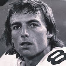 Former Cowboys WR Golden Richards, known for famous Super Bowl catch, dies  at 73