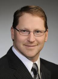 Early morning accident results in arrest