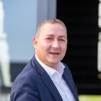 Ich bin ein ökologisch denkender ingenieur der elektrotechnik, terraner. Oliver Haas Inhaber Ingenieurburo Lesh Linkedin