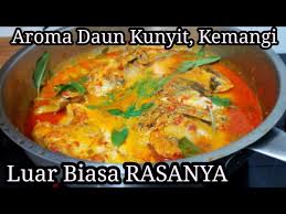 Resep kepala ikan kakap kuah merah ala rumah makan padang. Resep Gulai Kepala Ikan Dengan Rasa Khas Dedaunan Menu Buka Youtube