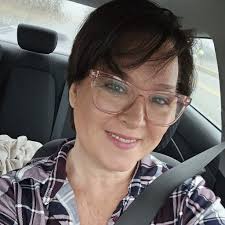 Can you store 7 Brew drinks without ice at a conference?