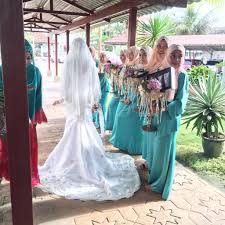 Tetapi itulah yang dilakukan oleh mohd amzar ismail berasal dari bukit mertajam. O Xrhsths ë¯¸ìž Sto Twitter Yustiedieanna Specialist In Design Baju Kain Songket Diaorang Beli Agreed By Cust Nanti Diaorang Boleh Jahit Ikut Bajet Kita