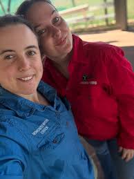 ✨ Looking for Governess position ✨ Hi everyone just putting feelers out  looking for preferably a governess position but open to a nanny position in  QLD/NSW. Little about me -Im currently studying