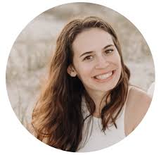 Alyssa Caggiano's Instagram, Twitter & Facebook