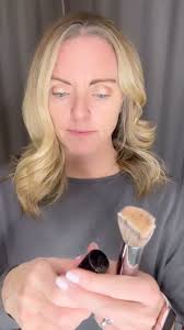 Dewey vs Matte finish? For mature skin, a dewy finish is often more  flattering than a matte finish. Dewey finishes add a subtle glow to the  skin, which can help to create a more youthful and radiant ...