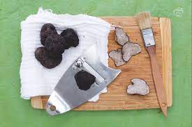 Il tartufo di mare è un mollusco molto apprezzato in cucina: Come Pulire Il Tartufo Giallozafferano