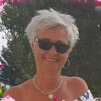 200+ "Hurlstone" profiles